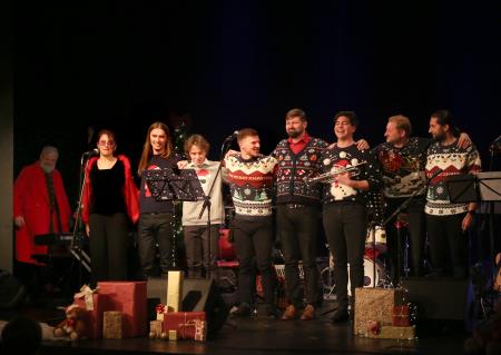 JURE POČKAJ S PRIJATELJI KONCERT V KD 31  FOTO LJUBO VUKELIČ